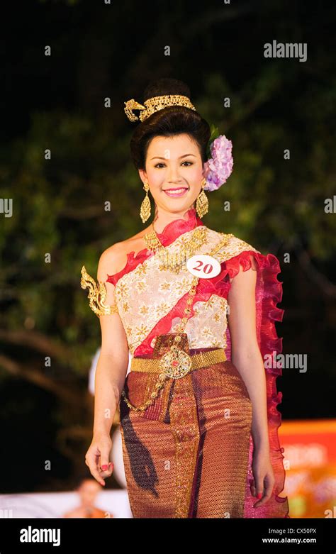 nong mo ladyboy|Kathoey .